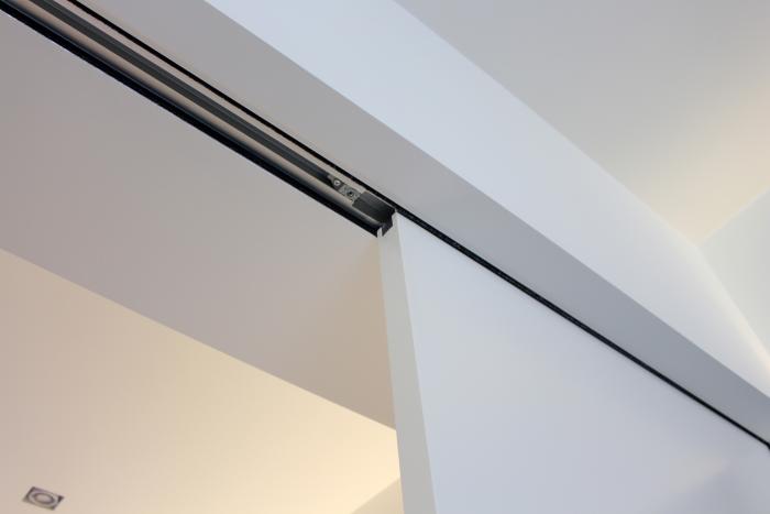 Détail d'une porte coulissante